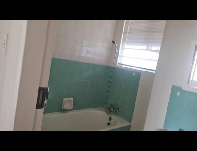 2 BEDROOM PROPERTY TO RENT IN BEDFORD GARDENS